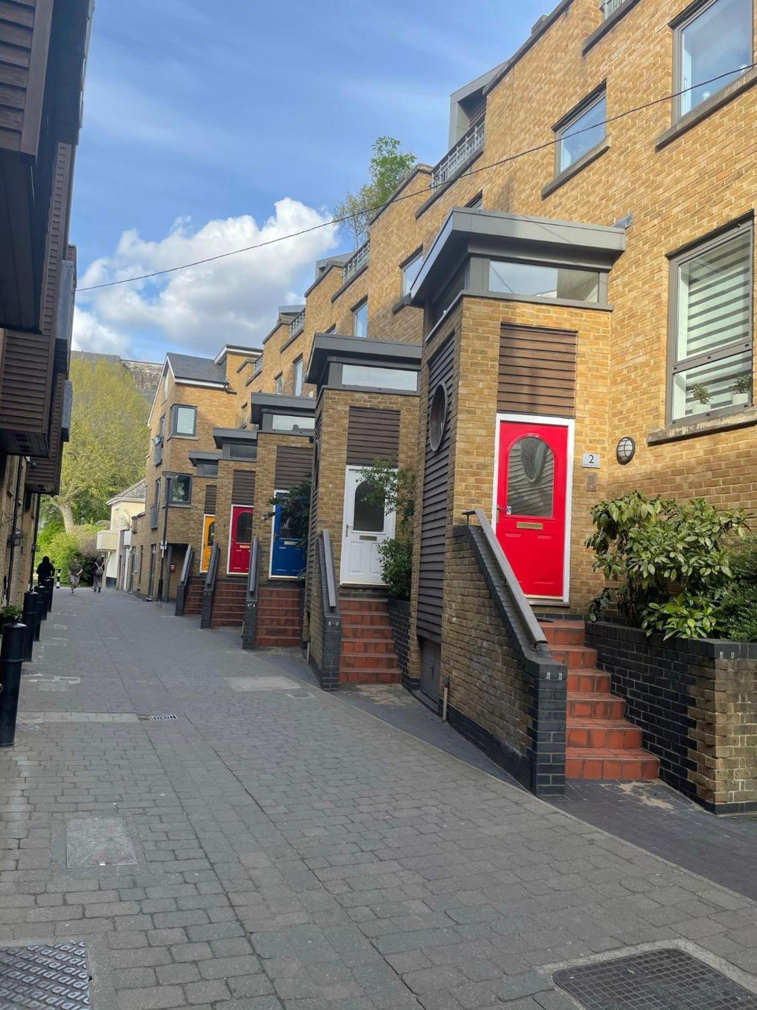 Greenwich Apartment With A River View & Balcony Near The 02 Arena & North Greenwich With Free Wifi & Fast Links Into Central Londen Buitenkant foto
