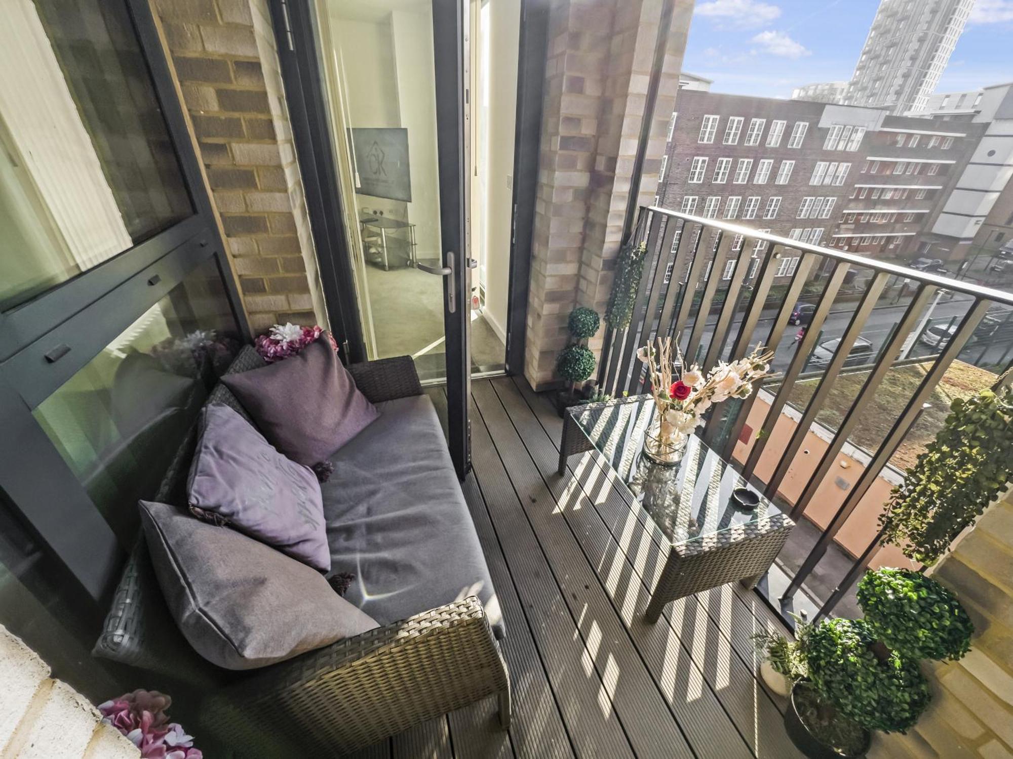 Greenwich Apartment With A River View & Balcony Near The 02 Arena & North Greenwich With Free Wifi & Fast Links Into Central Londen Buitenkant foto
