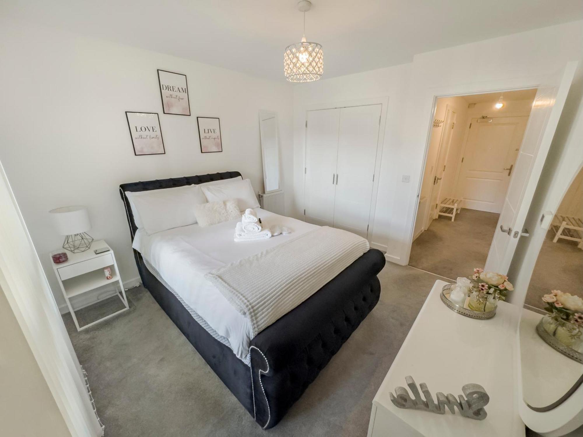 Greenwich Apartment With A River View & Balcony Near The 02 Arena & North Greenwich With Free Wifi & Fast Links Into Central Londen Buitenkant foto